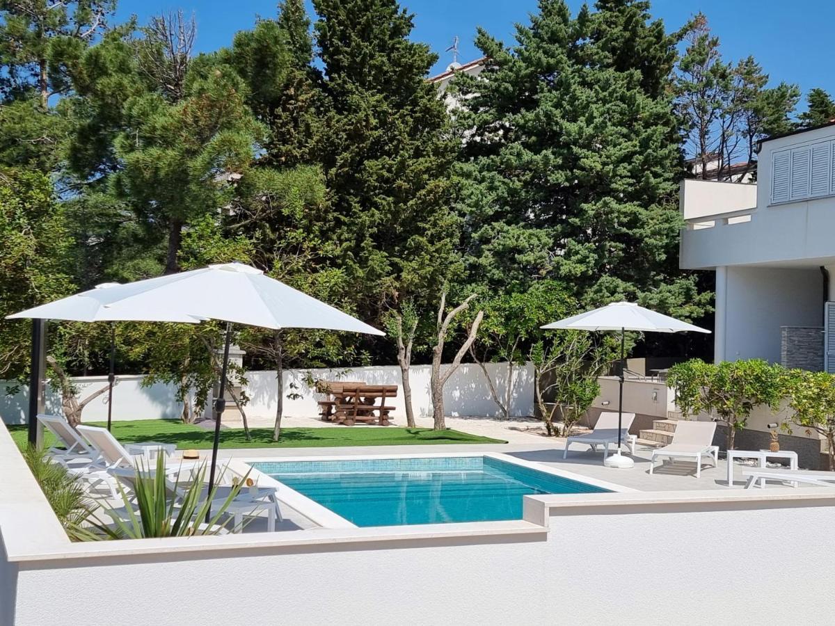 Villa FLAMINGO Deluxe Novaglia Esterno foto